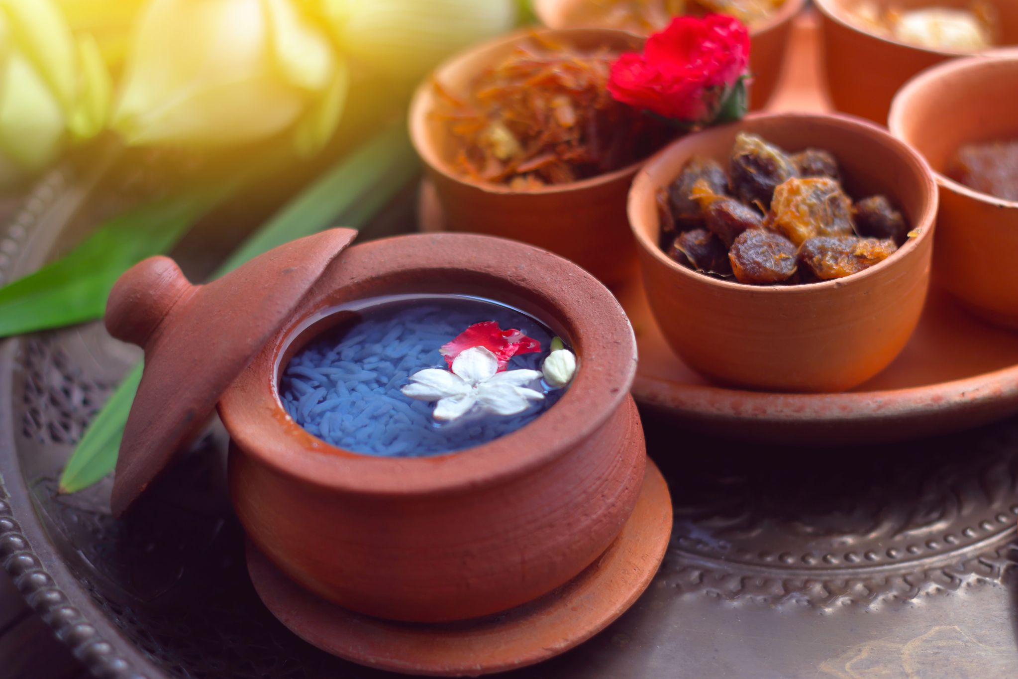 ข้าวแช่เป็นเมนูอาหารหน้าร้อนยอดนิยม